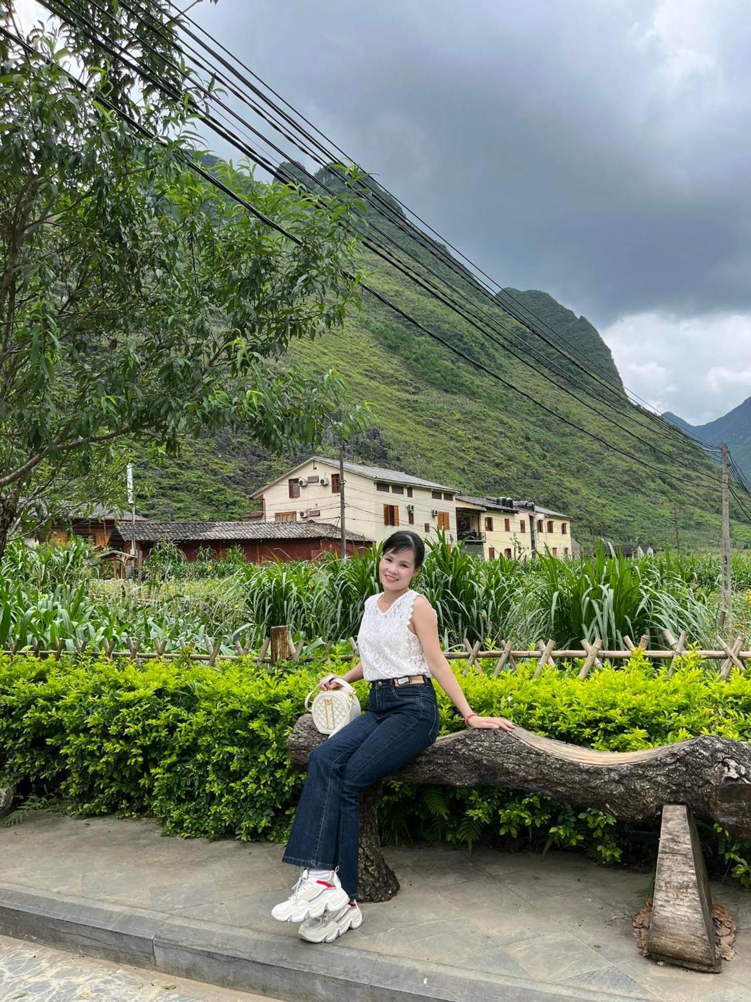 Nha Nghi Anh Van Dong Van  Buitenkant foto