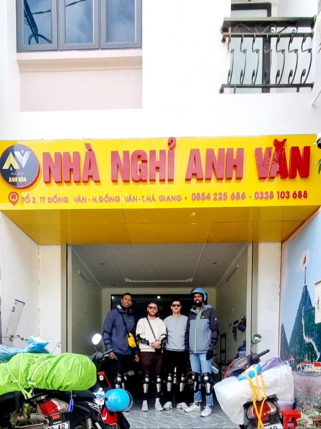 Nha Nghi Anh Van Dong Van  Buitenkant foto